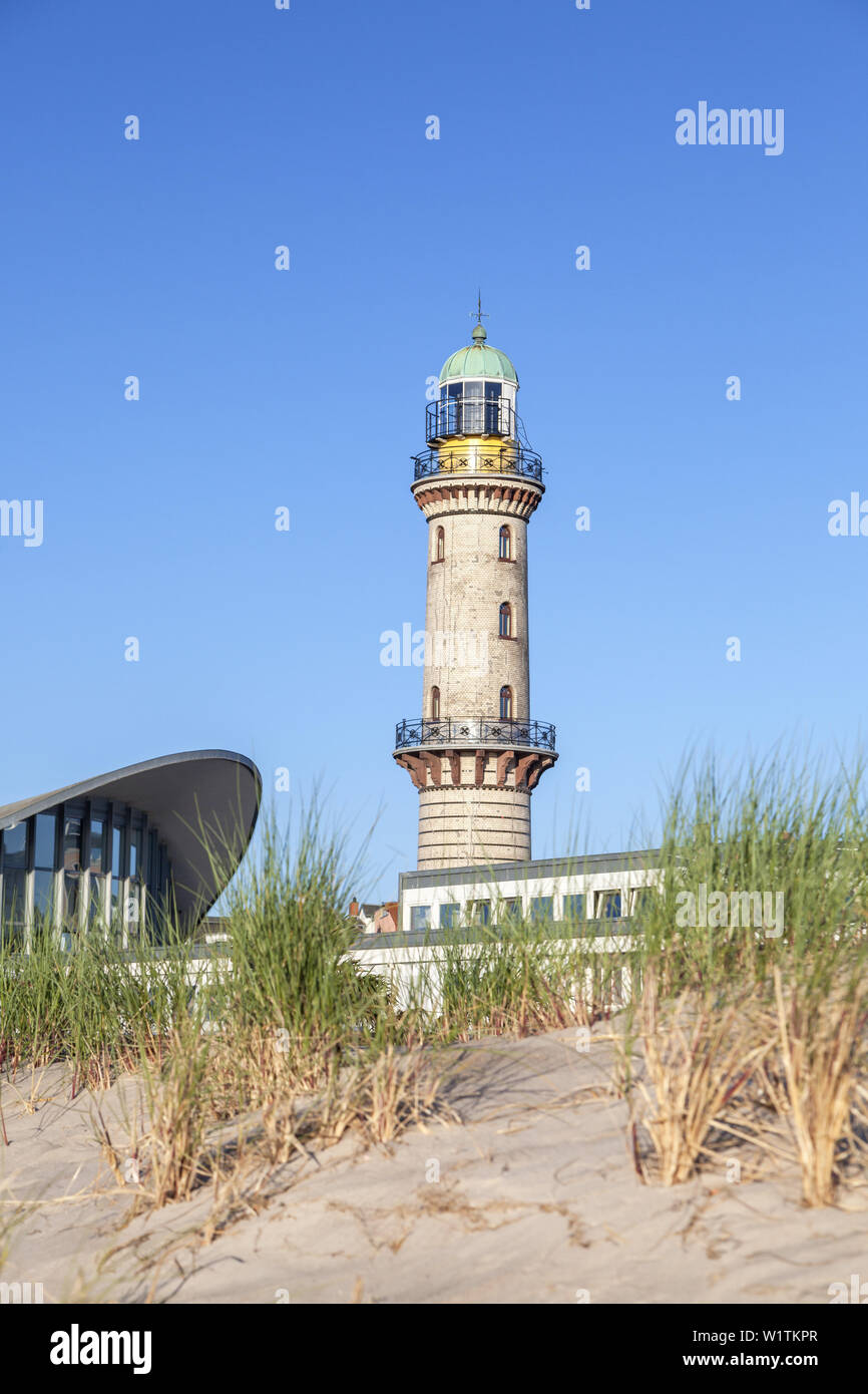 Old lighthouse and beach, Baltic Sea resort Warnemuende, Hanseatic City Rostock, Baltic Sea coast, Mecklenburg-Western Pomerania, Northern Germany, Ge Stock Photo
