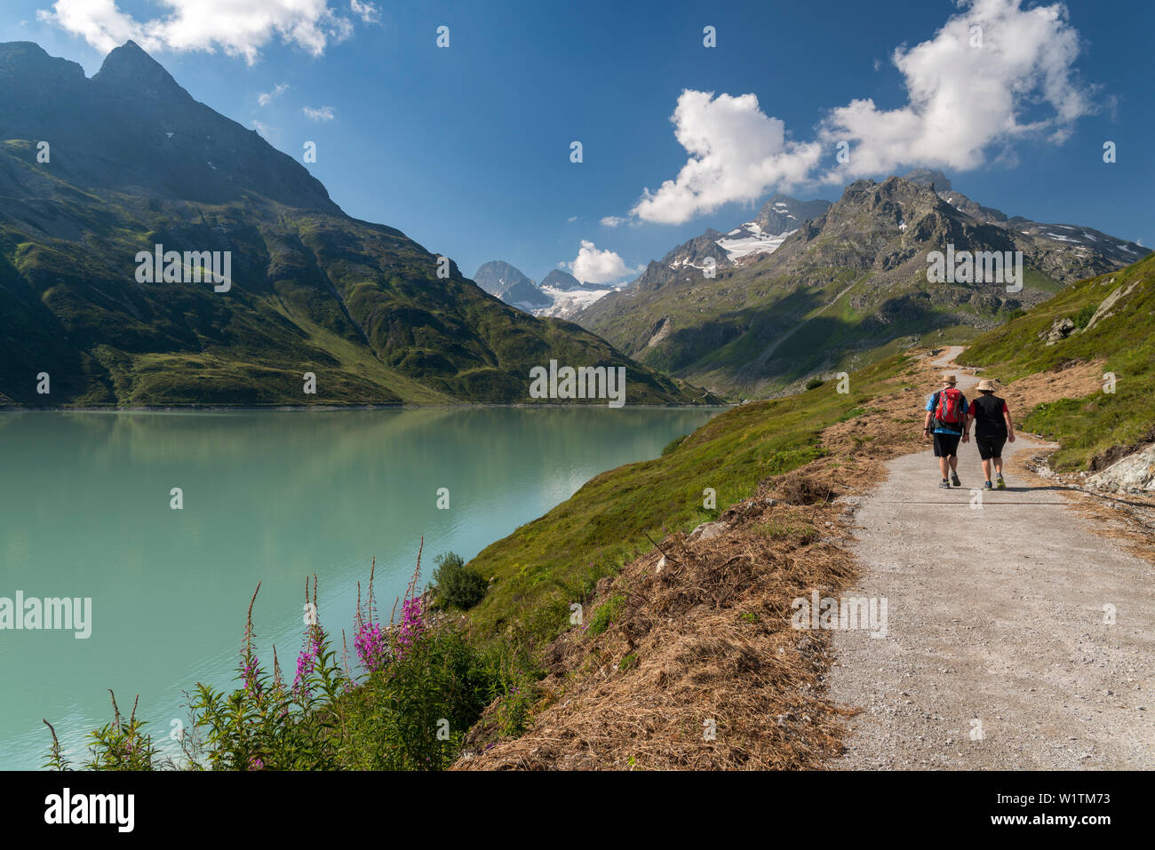 Lake Silvrettasee, footpath, Mt. Hohes Rad, Mt. Schattenspitze, Glacier Schattenspitzgletscher, Bludenz, Vorarlberg, Austria, Europe Stock Photo