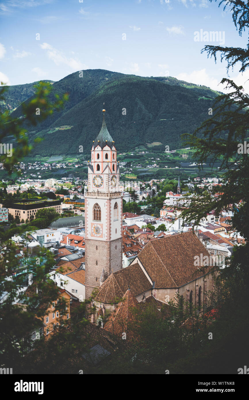 Church of Meran, E5, Alpenüberquerung, 6th stage, Vent,Niederjochbach, Similaun hut, Schnalstal, Vernagt reservoir, Meran Stock Photo