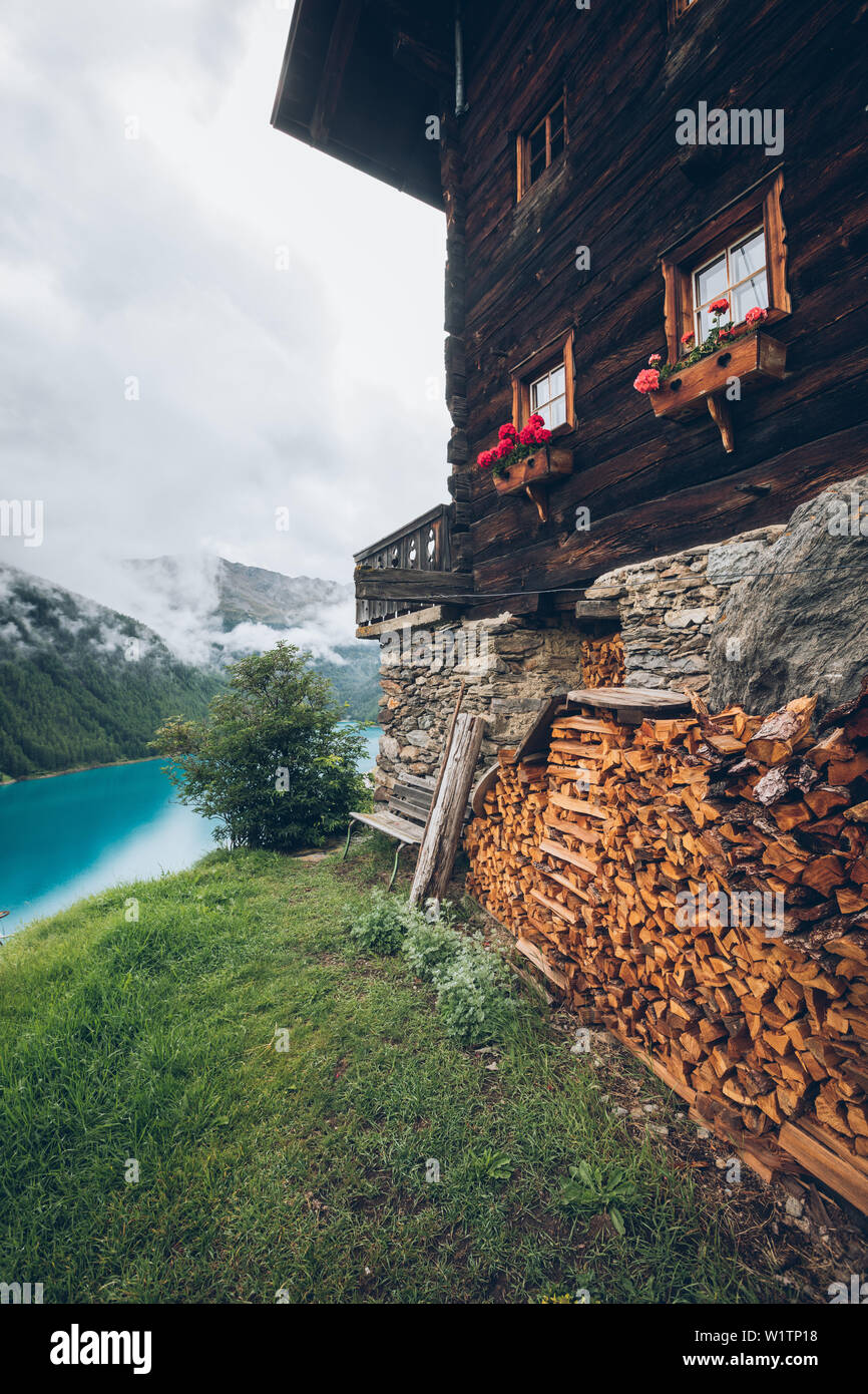 Tisenhof with Vernagt Reservoir, E5, Alpenüberquerung, 6th stage, Vent,Niederjochbach, Similaun hut, Schnalstal, Vernagt reservoir, Meran Stock Photo