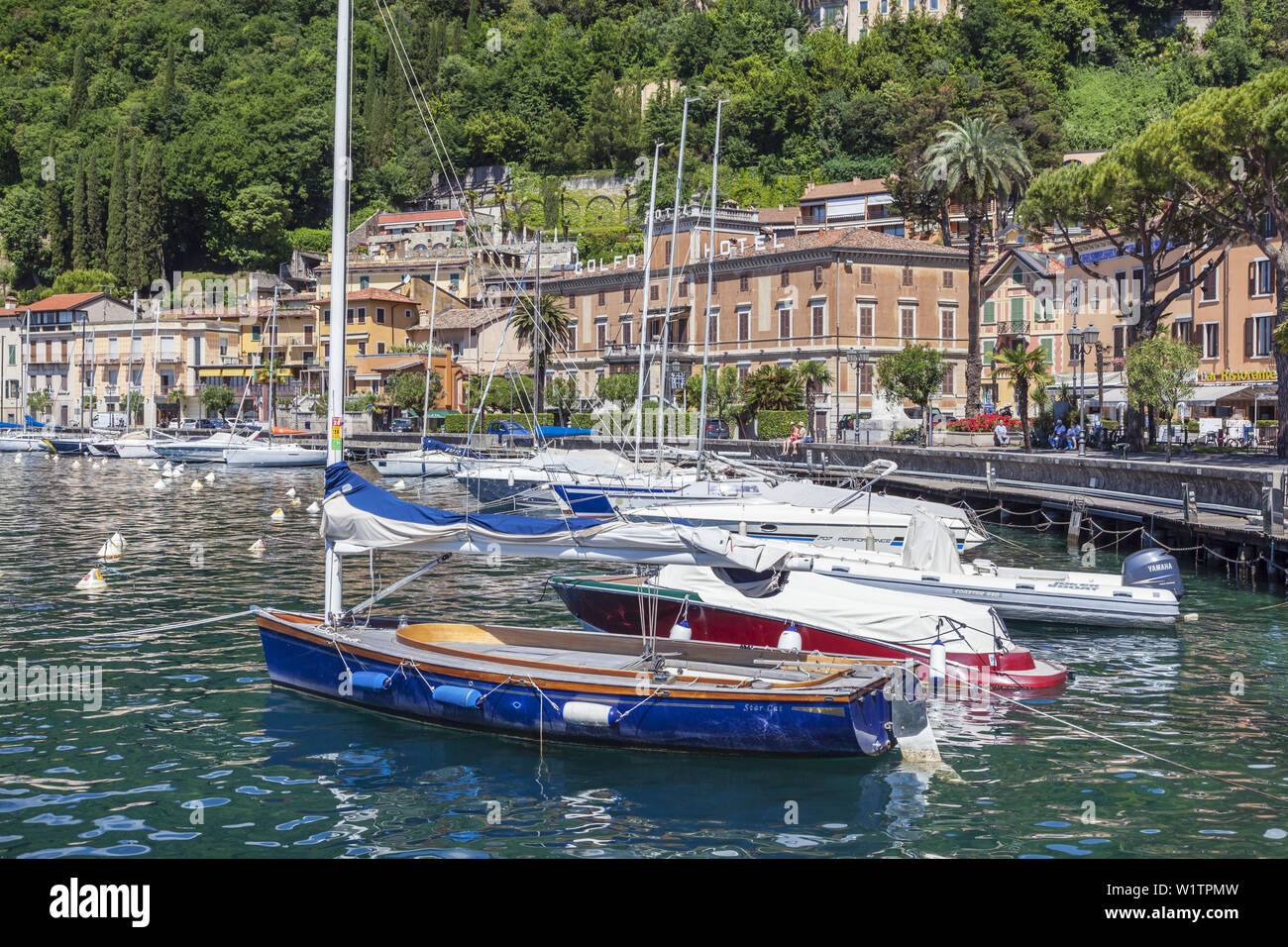 Harbour in Toscolano-Maderno by the Lake Garda, Northern Italien Lakes, Lombardy, Northern Italy, Italy, Southern Europe, Europe Stock Photo