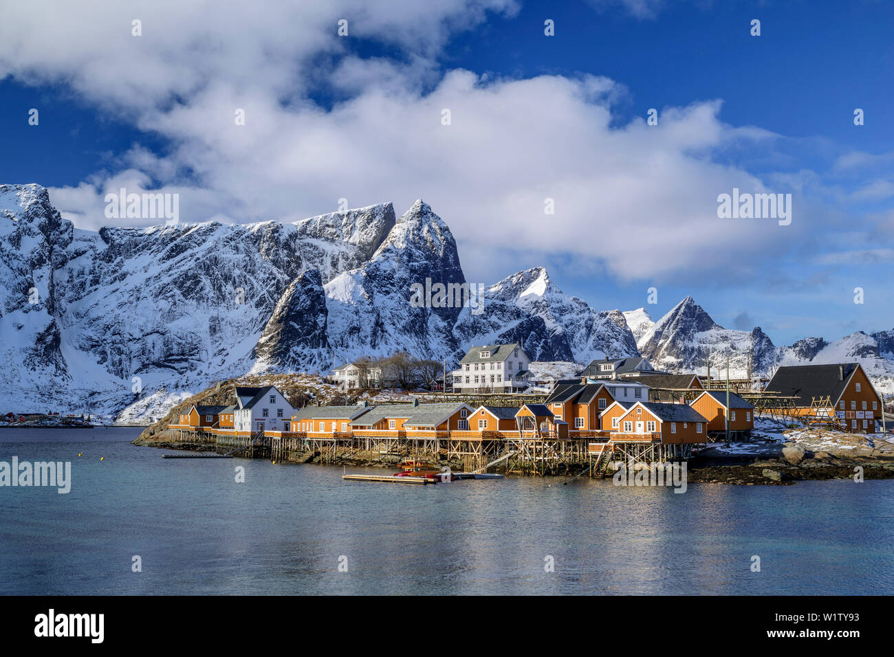 Fisherman´s cabins and harbour of Hamnoy, Hamnoy, Lofoten, Nordland