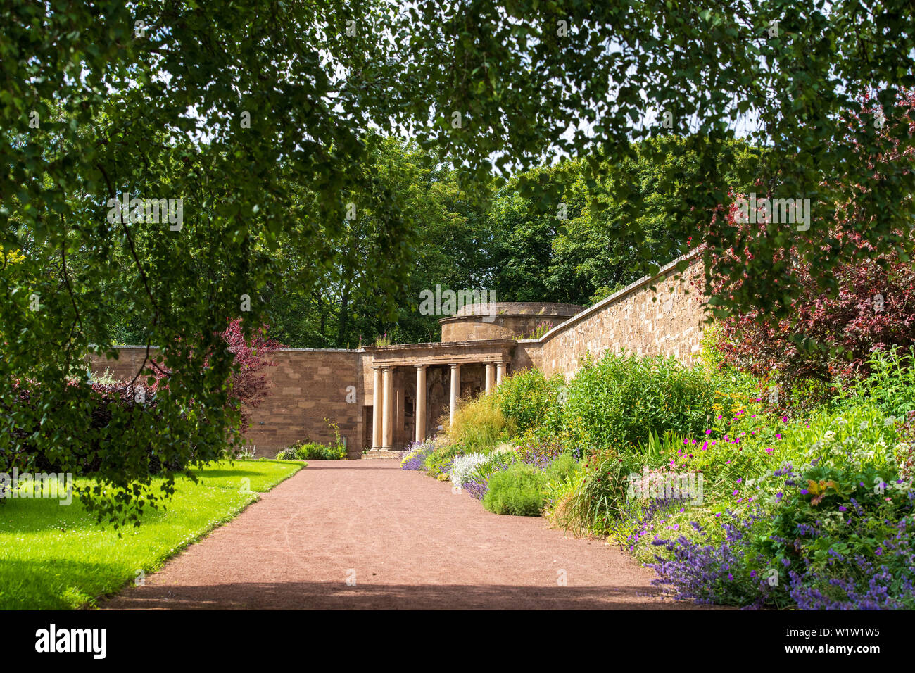 Cala Homes East, Haddington Brochure Amisfield Walled Garden Stock Photo Alamy