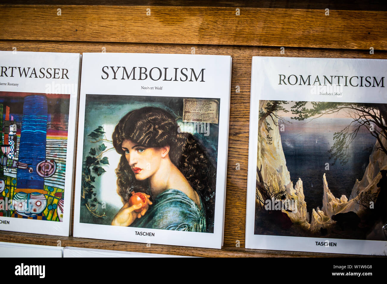 Lodz, Poland, April 21, 2019: window store with books about famous painters, painting trends, epochs, Symbolism, Romanticism, shopwindow of bookstore Stock Photo