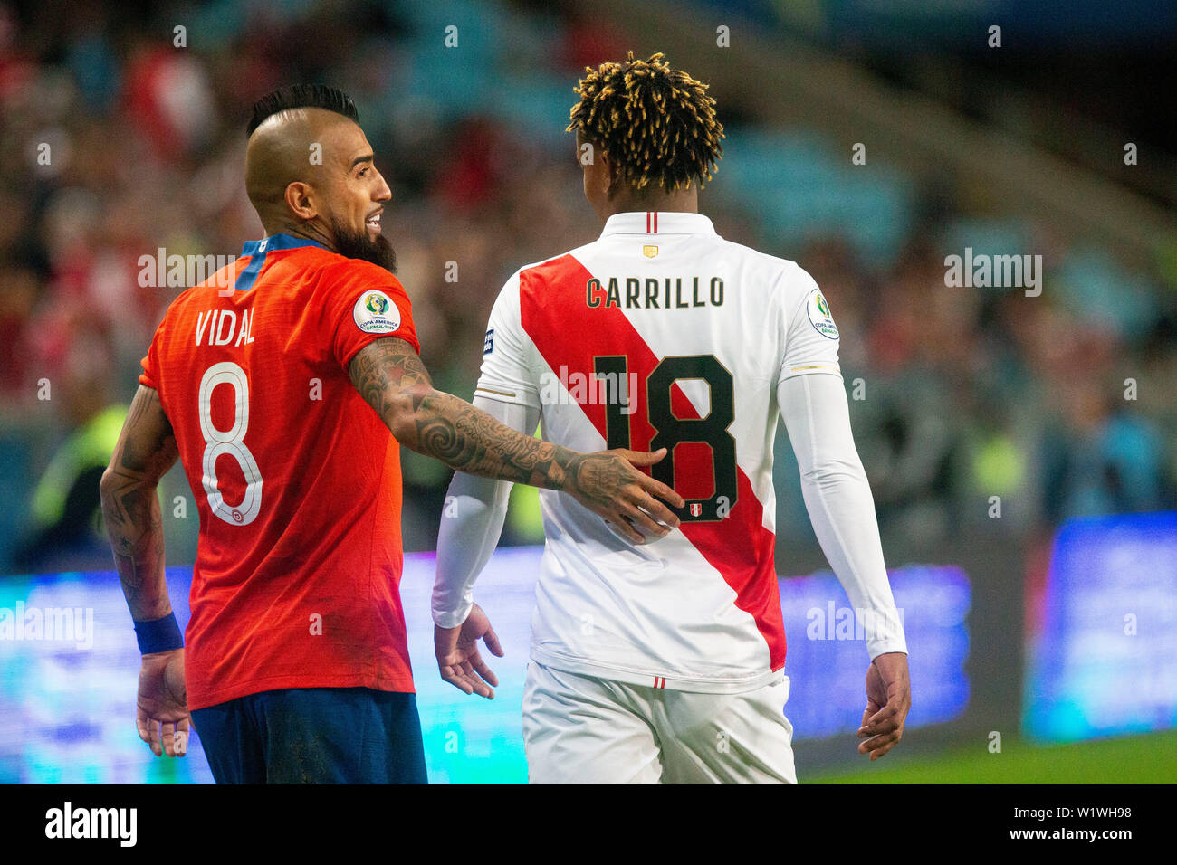 Porto Alegre, Brazil. 03rd July, 2019. André Carrillo Diaz is bidding during the match between Chile and Peru, valid for the semifinal of Copa America 2019, held this Wednesday (03) at the Arena of Grêmio, in Porto Alegre, RS. Credit: Raul Pereira/FotoArena/Alamy Live News Stock Photo