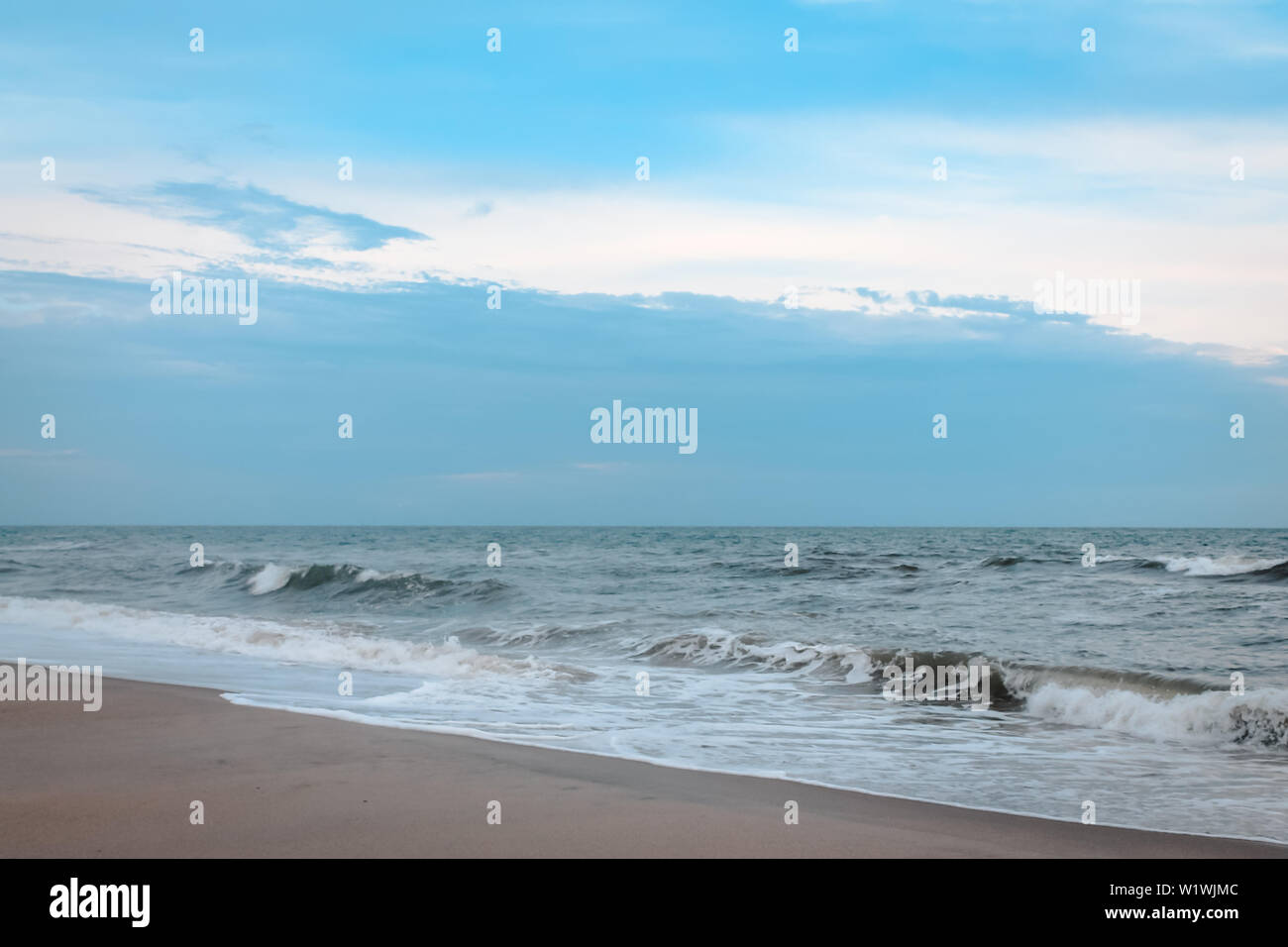Low tide on the Atlantic Ocean Stock Photo Alamy