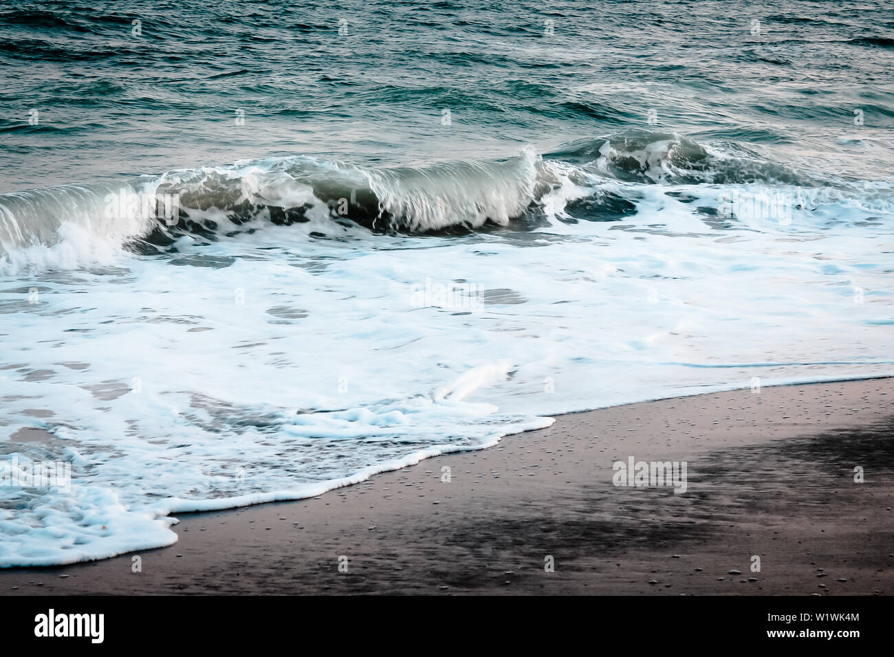 The tide coming in at OIB North Caronlina Stock Photo Alamy