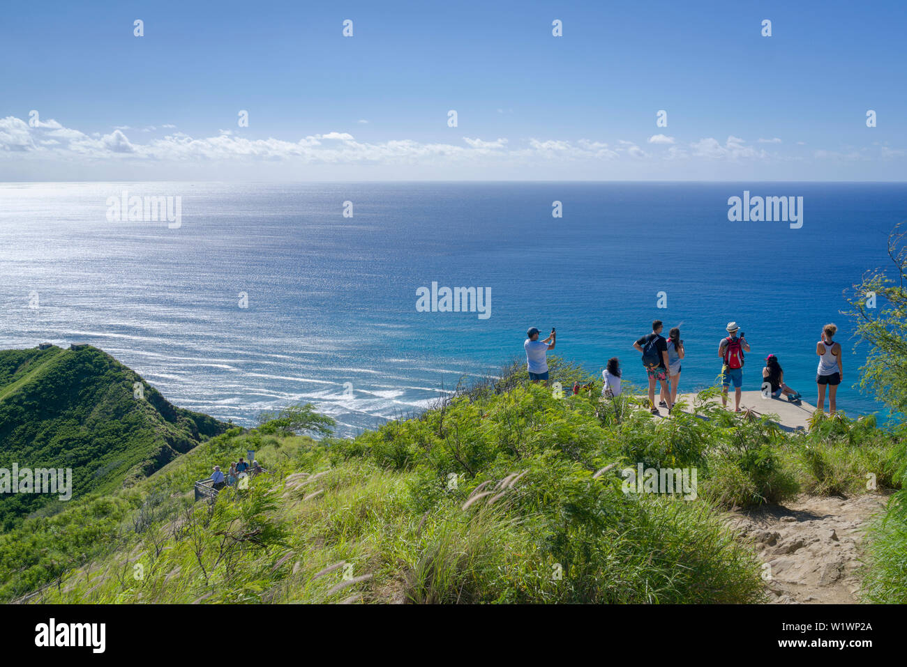 Hiking diamond head hawaii hi-res stock photography and images - Alamy