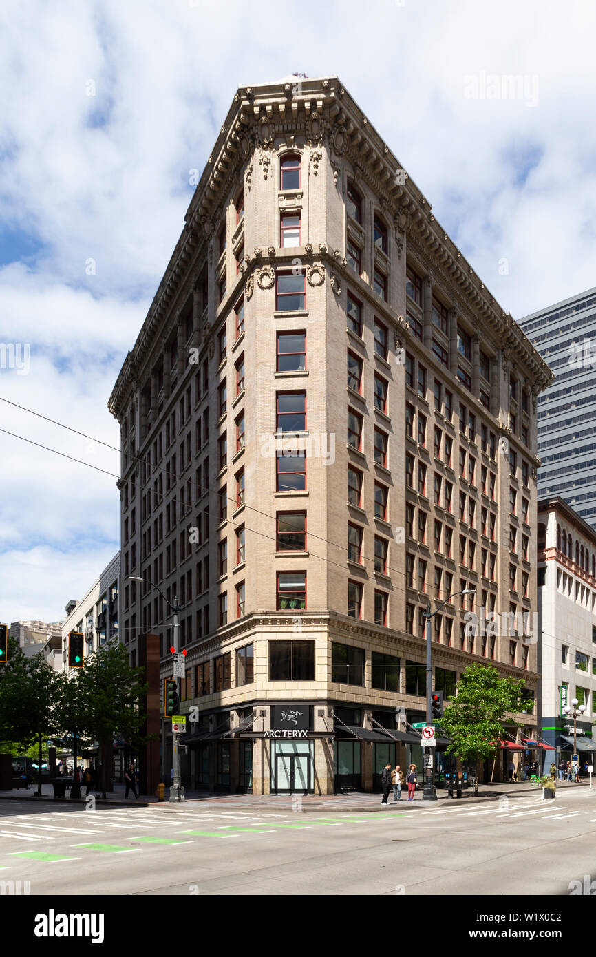 Seattle times building hi-res stock photography and images