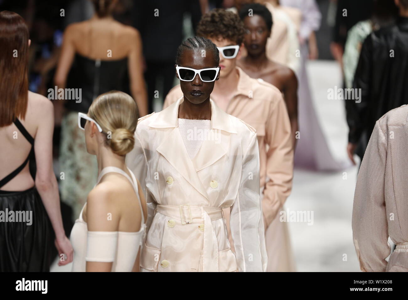 Berlin, Germany. 03rd July, 2019. The photo shows models on the catwalk with the collections spring/summer 2020 of the designer Atelier Michalsky at Mercedes-Benz Fashion Week. Credit: Simone Kuhlmey/Pacific Press/Alamy Live News Stock Photo