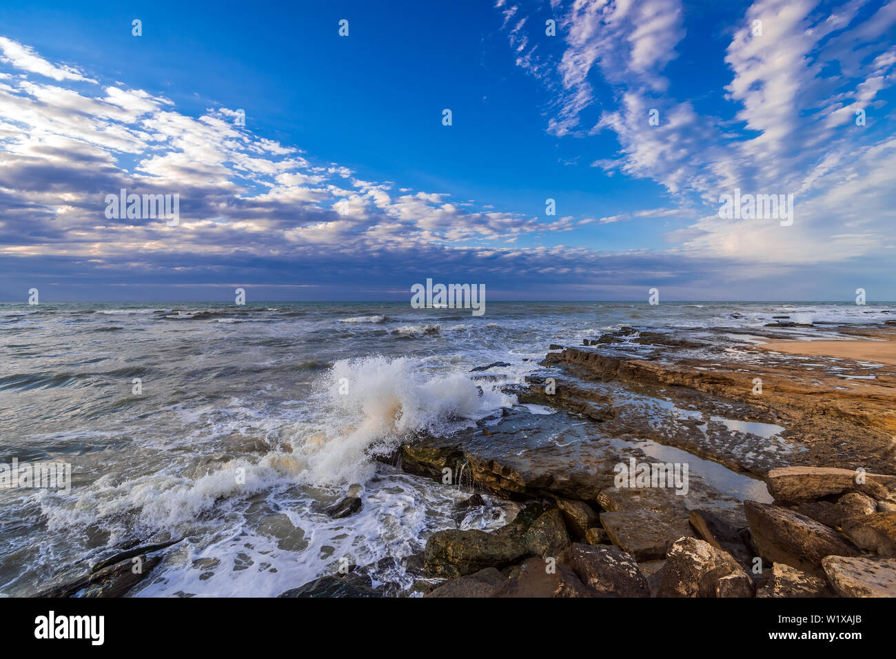 Stormy sea and rocky coast, beautiful dramatic sky Stock Photo - Alamy