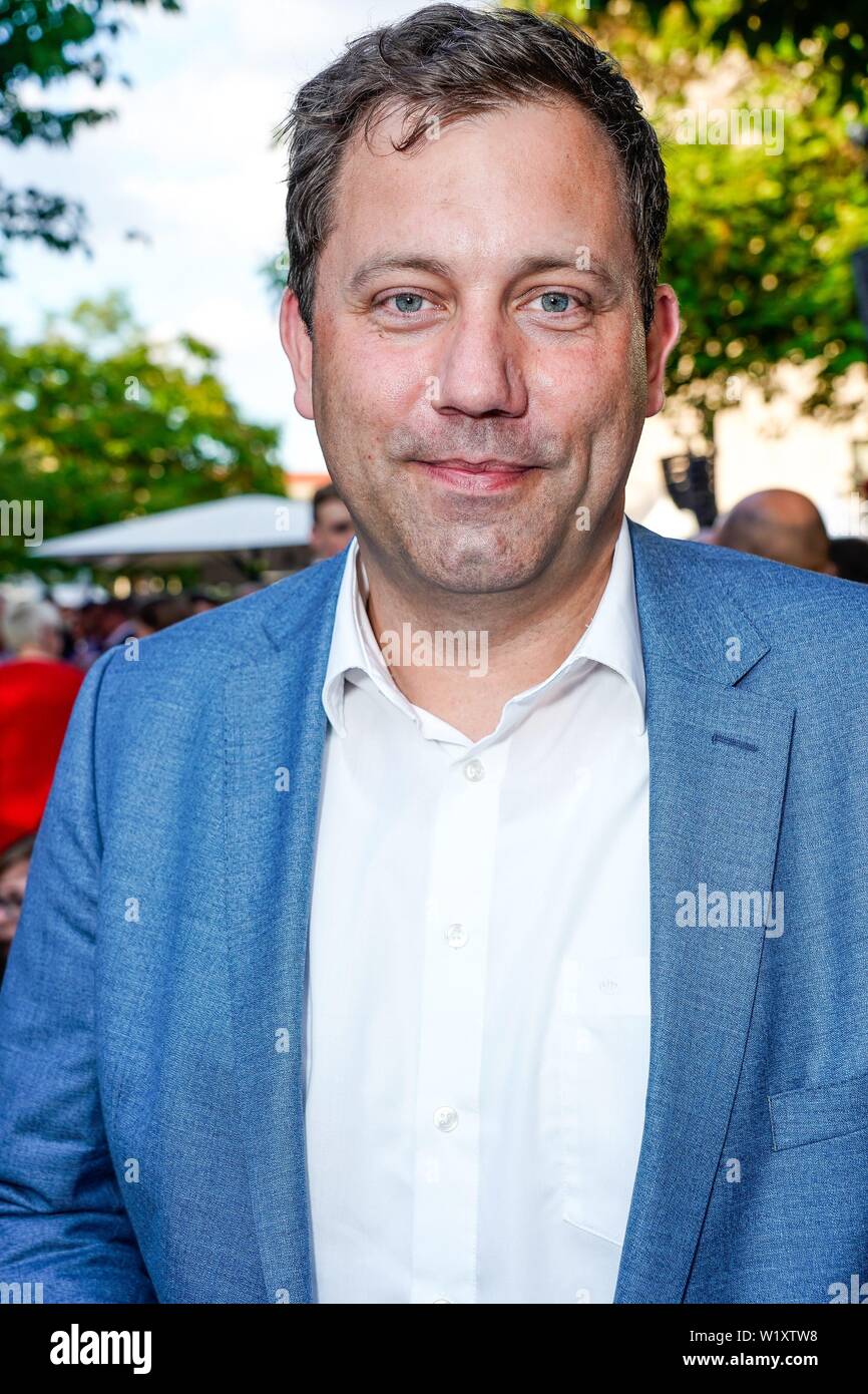 01.07.2019, Lars Klingbeil, SPD general secretary at the summer party of the Lower Saxony state government of the Representation of the State of Lower Saxony to the federal government, in the ministergarten in Berlin. | usage worldwide Stock Photo