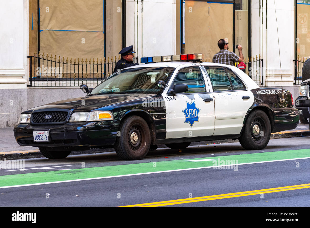 San francisco police car hi-res stock photography and images - Alamy