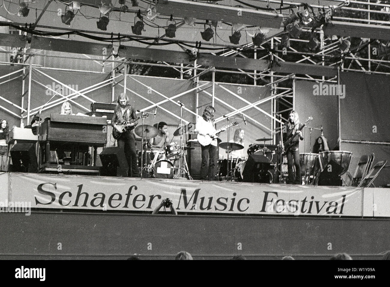 THE ALLMAN BROTHERS US rock group at bthe Schaefer Music Festival in New York's Central Park,21 July 1971 Stock Photo