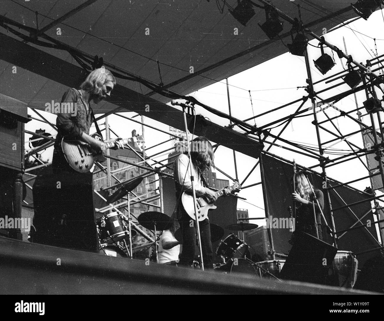 THE ALLMAN BROTHERS US rock group at bthe Schaefer Music Festival in New York's Central Park,21 July 1971 Stock Photo