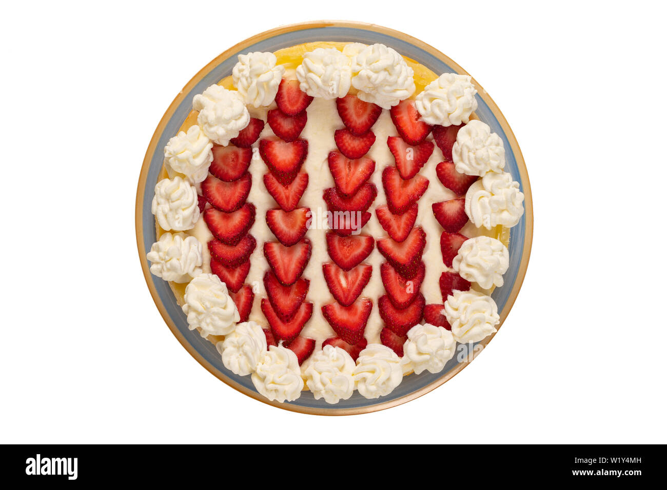 https://c8.alamy.com/comp/W1Y4MH/home-made-fruit-cake-isolated-on-a-white-background-W1Y4MH.jpg