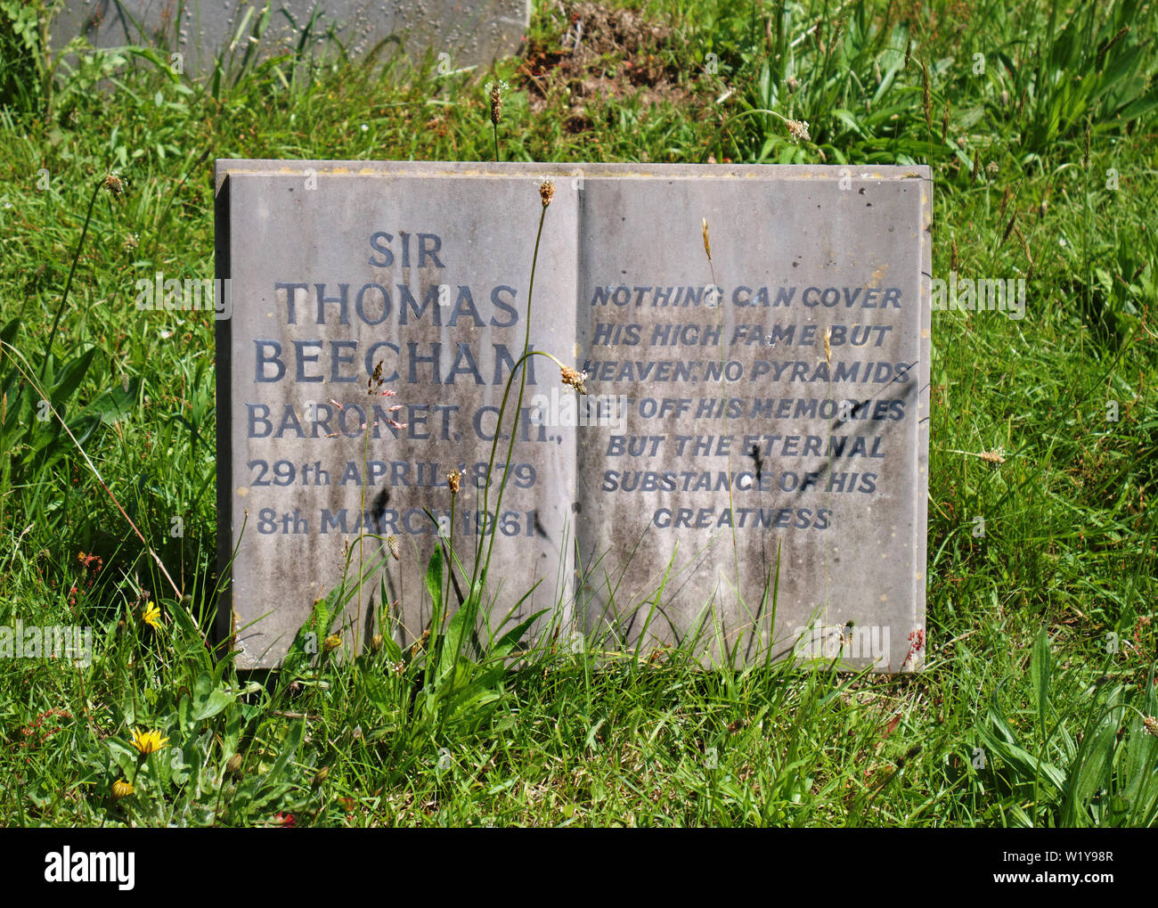 the gravestone of the conductor, Sir Thomas Beecham, in the village of Limpsfield, Surrey, England Stock Photo