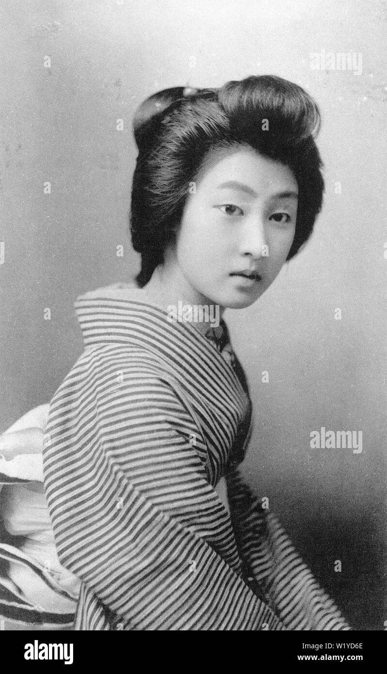 [ 1910s Japan Japanese Geisha ] — The Geisha Hamayuu 濱勇 In Kimono And Traditional Hairdo