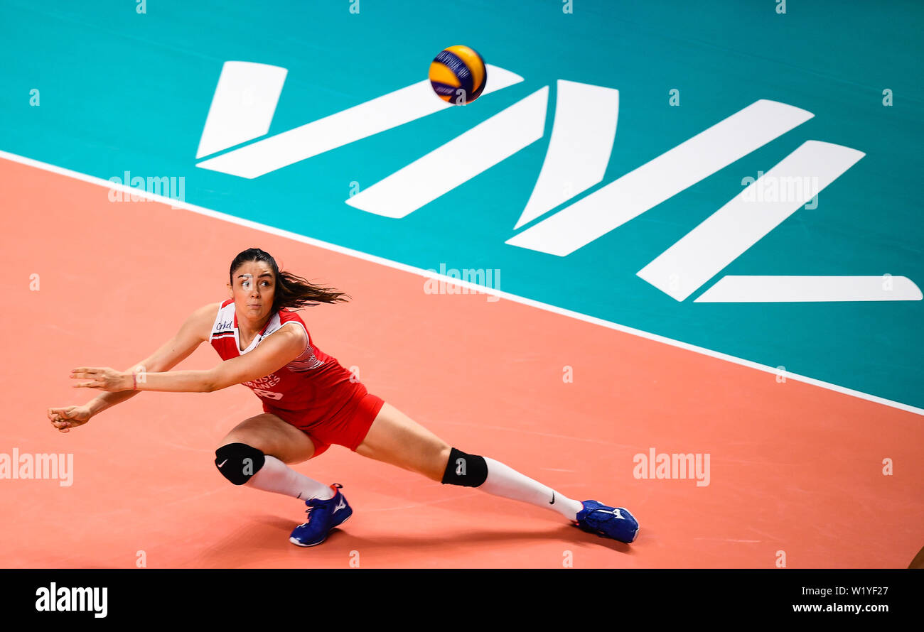 Nanjing, China's Jiangsu province. 4th July, 2019. Gunes Zehra of Turkey competes during the match between Turkey and Italy at the 2019 FIVB Volleyball Nations League Finals Women in Nanjing, east China's Jiangsu province, July 4, 2019. Credit: Li Xiang/Xinhua/Alamy Live News Stock Photo