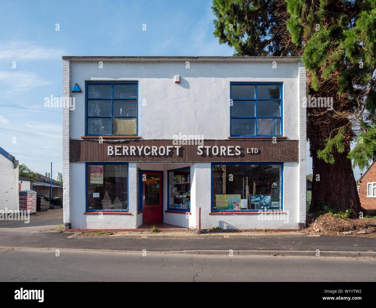 Traditional agricultural hires stock photography and images Alamy