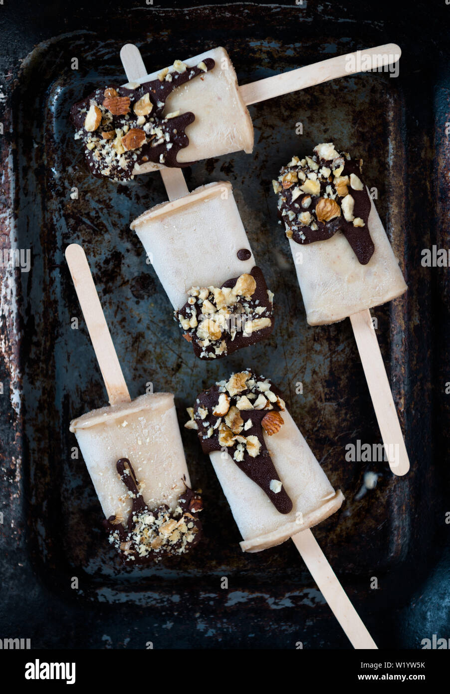 vegan banana and peanut butter ice cream Stock Photo Alamy