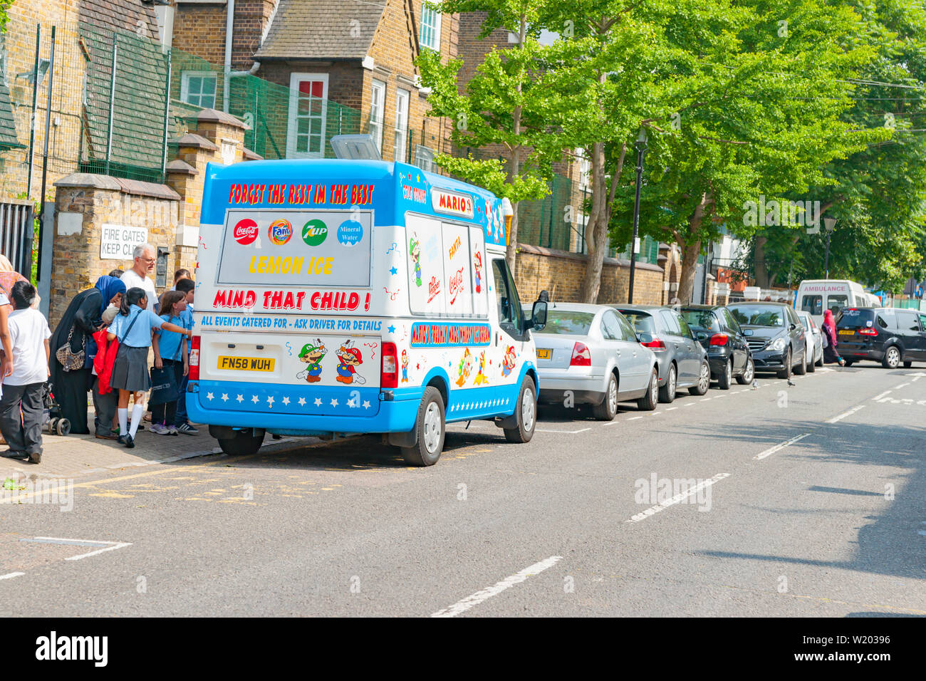 Ice cream truck london uk hires stock photography and images Alamy