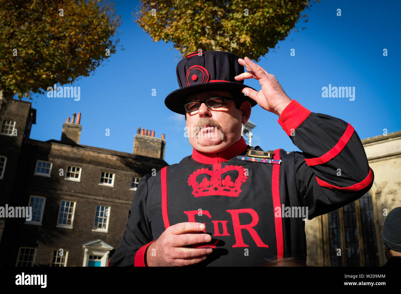 Yeoman warder (guide) at the tower of London Stock Photo