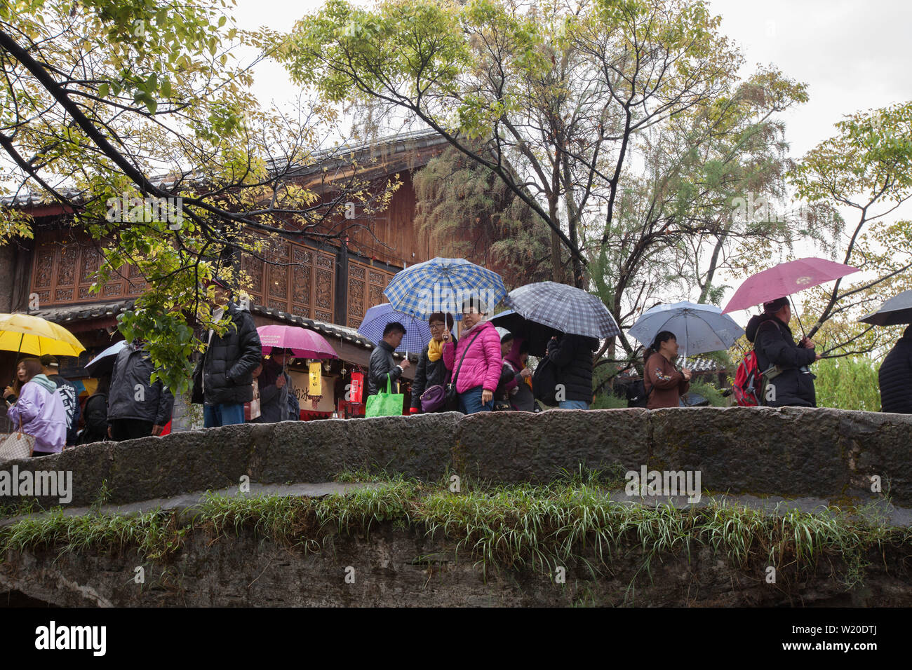 Streets of Lijiang Old City, China, Yunnan province Stock Photo - Alamy