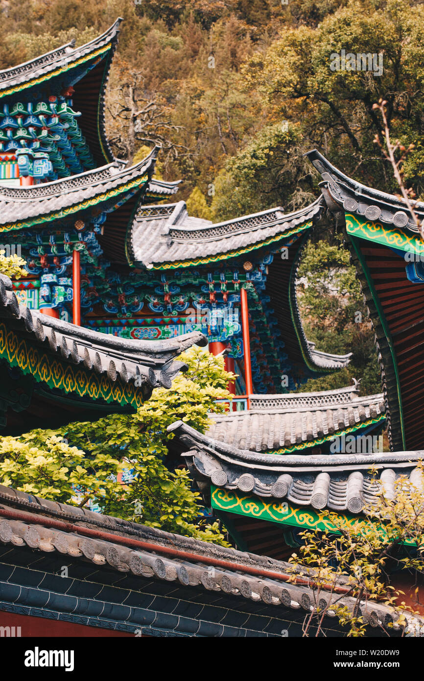 Streets of Lijiang Old City, China, Yunnan province Stock Photo - Alamy