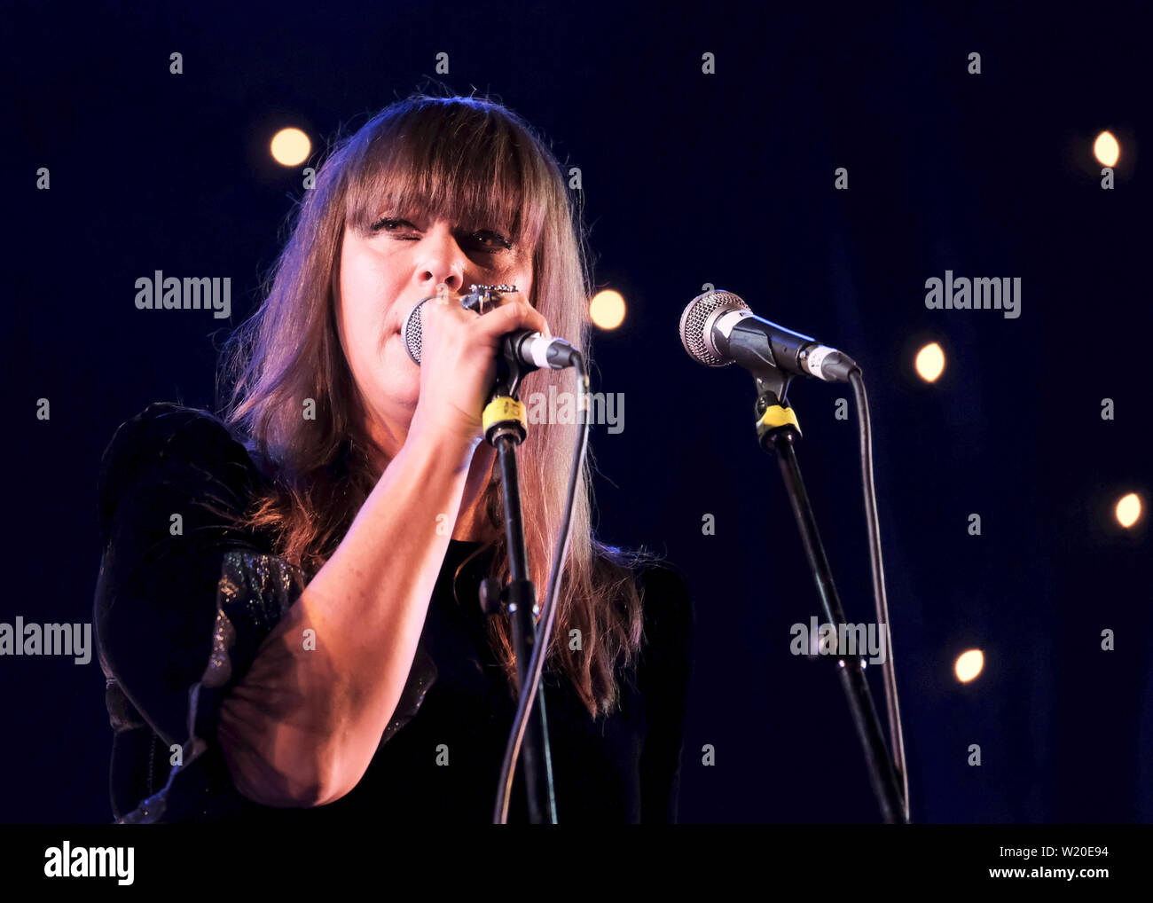 Pilton, Somerset, UK. June 30th 2019. Cat Power performing on stage at Glastonbury Festival, Somerset Stock Photo