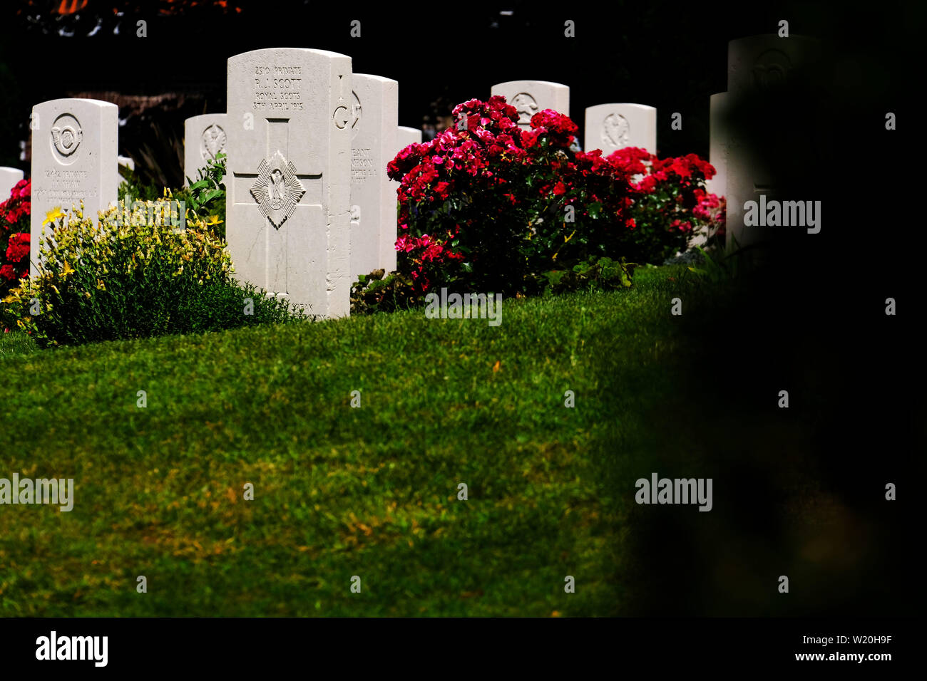 Grave stones at the Ramparts Cemetery, Lille Gate, Ypres Stock Photo