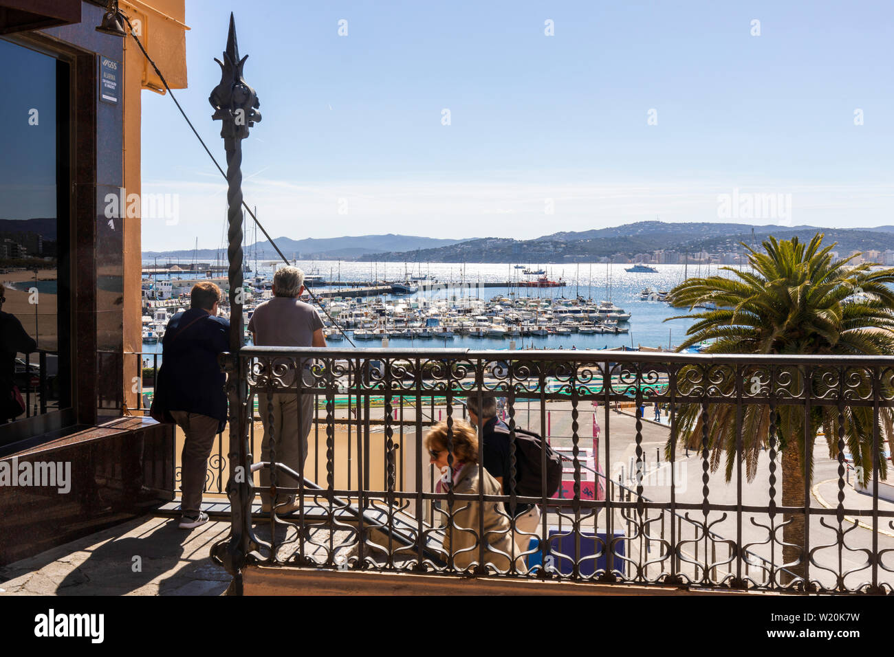 View from the old town of  Palamos, looking across the bay and harbour towards Sant Antoni de Calonge and Platya d'Aro Stock Photo