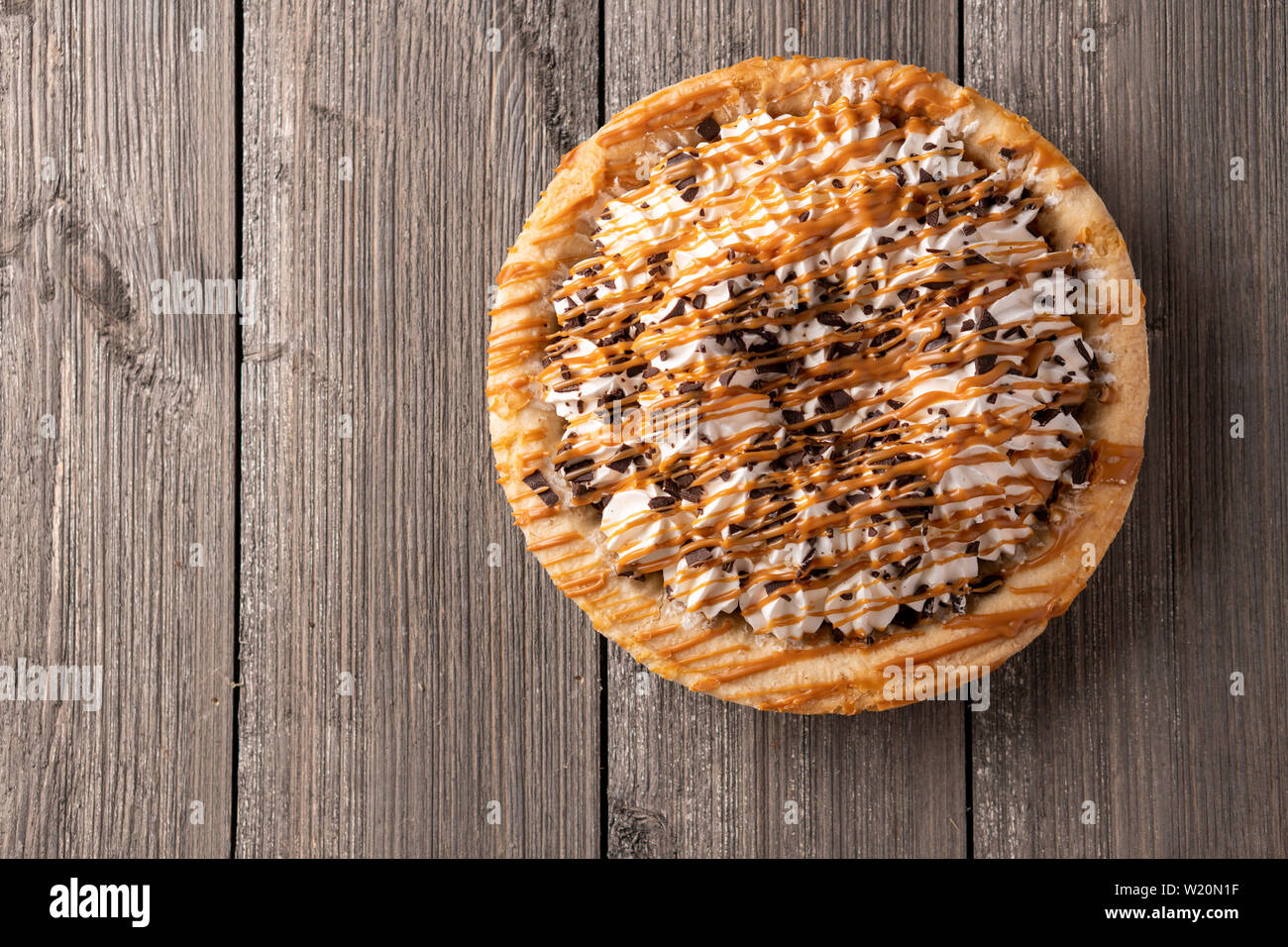 A beautiful sea salt caramel chocolate creme pie Stock Photo Alamy