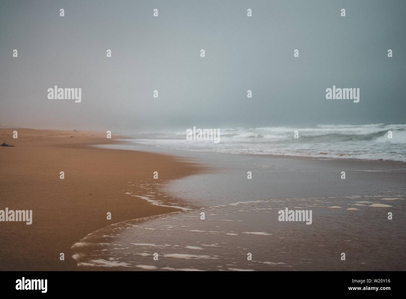 Closeup shot strong waves hi-res stock photography and images - Alamy