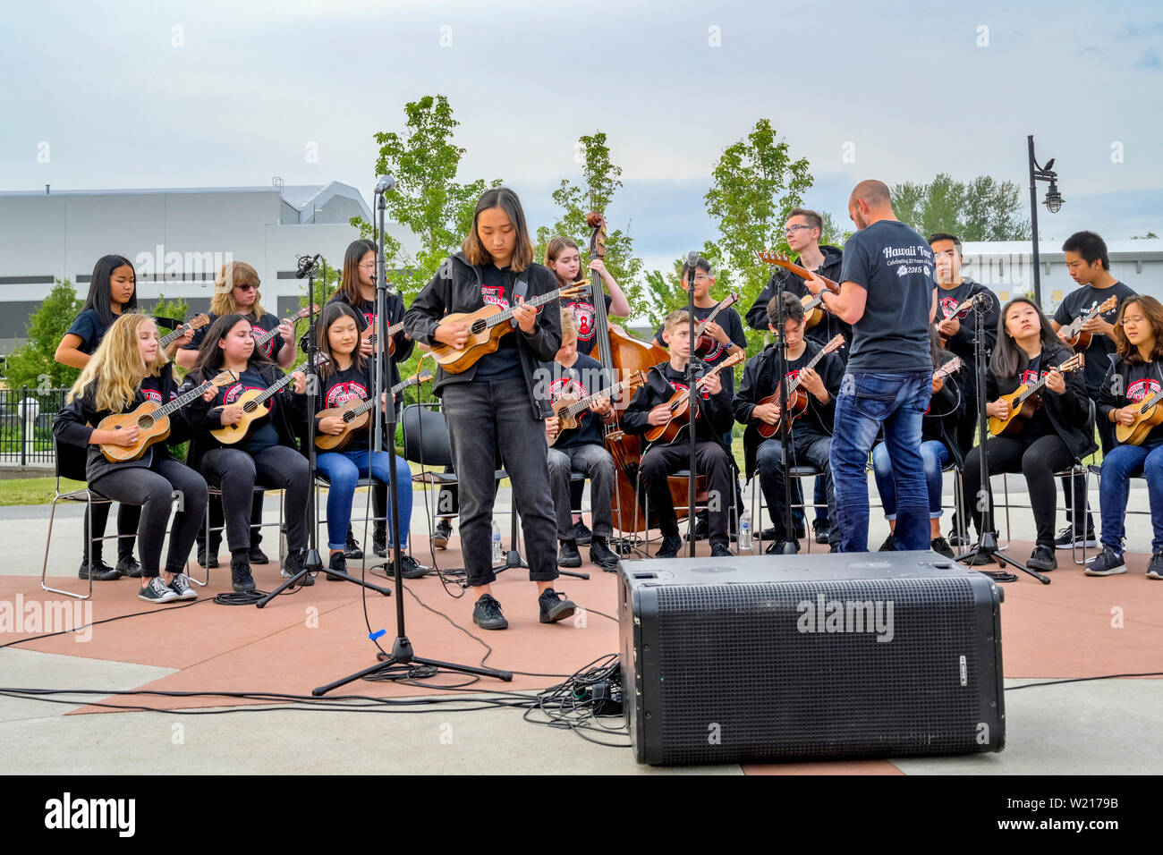 Langley Ukulele Ensemble High Resolution Stock Photography and Images -  Alamy