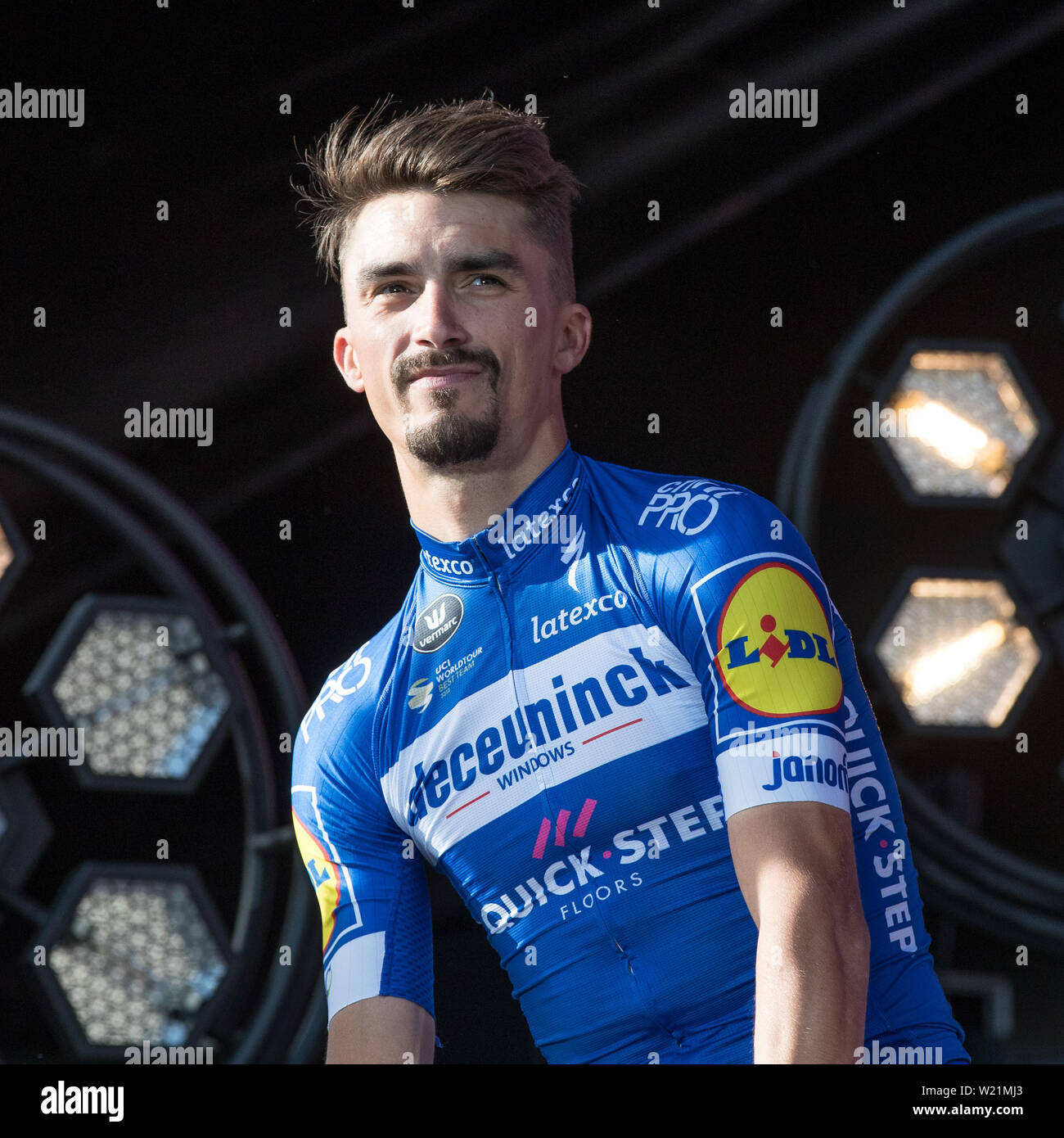 Brussels, Belgium. 04th July, 2019. Brussels - 4-07-2019, cycling, Team  DECEUNINCK QUICK STEP at the start of the 106th Tour de France with Julian  Alaphilippe Credit: Pro Shots/Alamy Live News Stock Photo - Alamy