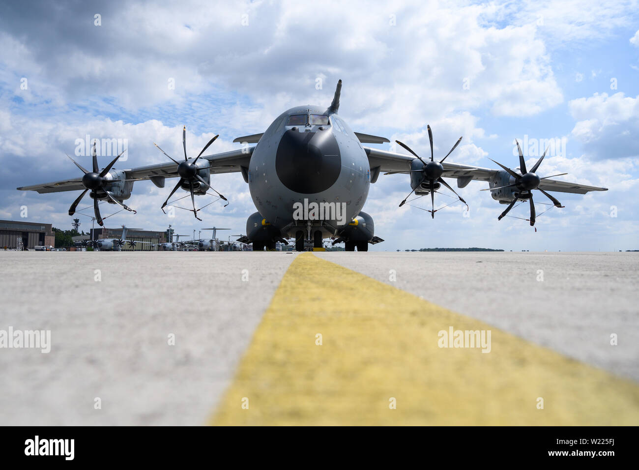 05 July 19 Lower Saxony Wunstorf Steinhude An Airbus 00m Transport Aircraft Is Standing At The Wunstorf Air Base The Transport Aircraft Stationed At Wunstorf Air Base Are To Be Used From Jordan