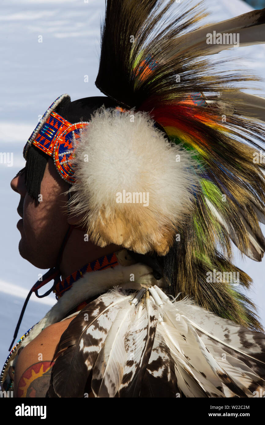 Canada, Ontario, Saint Catharines, Male Aboriginal dressed in traditional North American Indian costume dancing at a Pow Wow Stock Photo