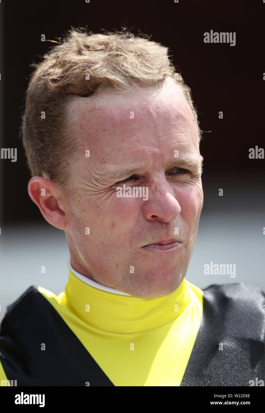 Sandown park supports racing staff week handicap hires stock