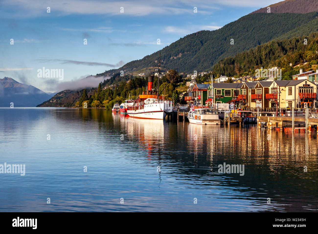 Lake Wakatipu and Queenstown, Otago, South Island, New Zealand Stock ...