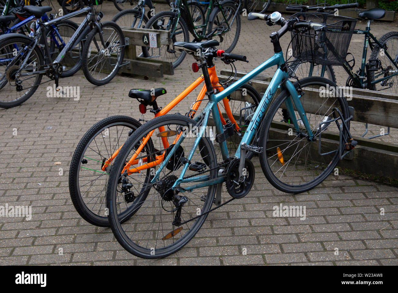 Center parcs cycle hires stock photography and images Alamy