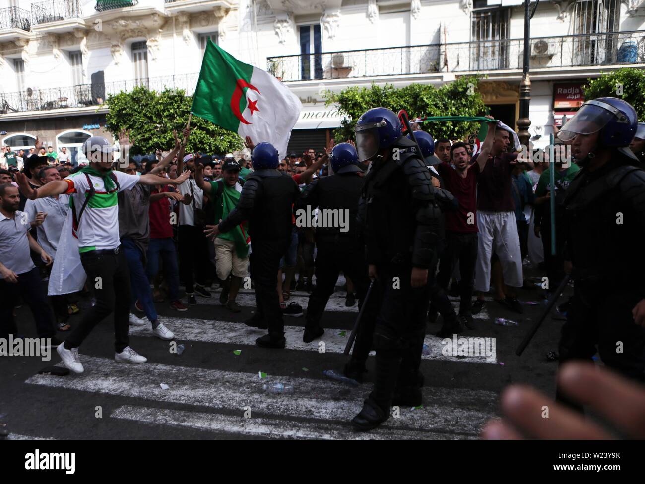 when is algeria independence day against who