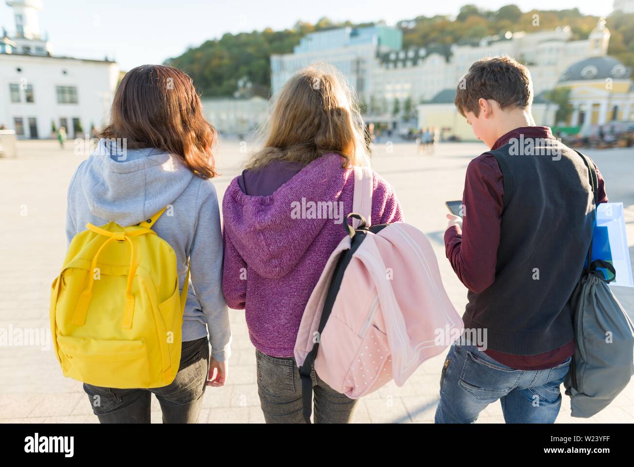 Back view of female students hi-res stock photography and images - Alamy