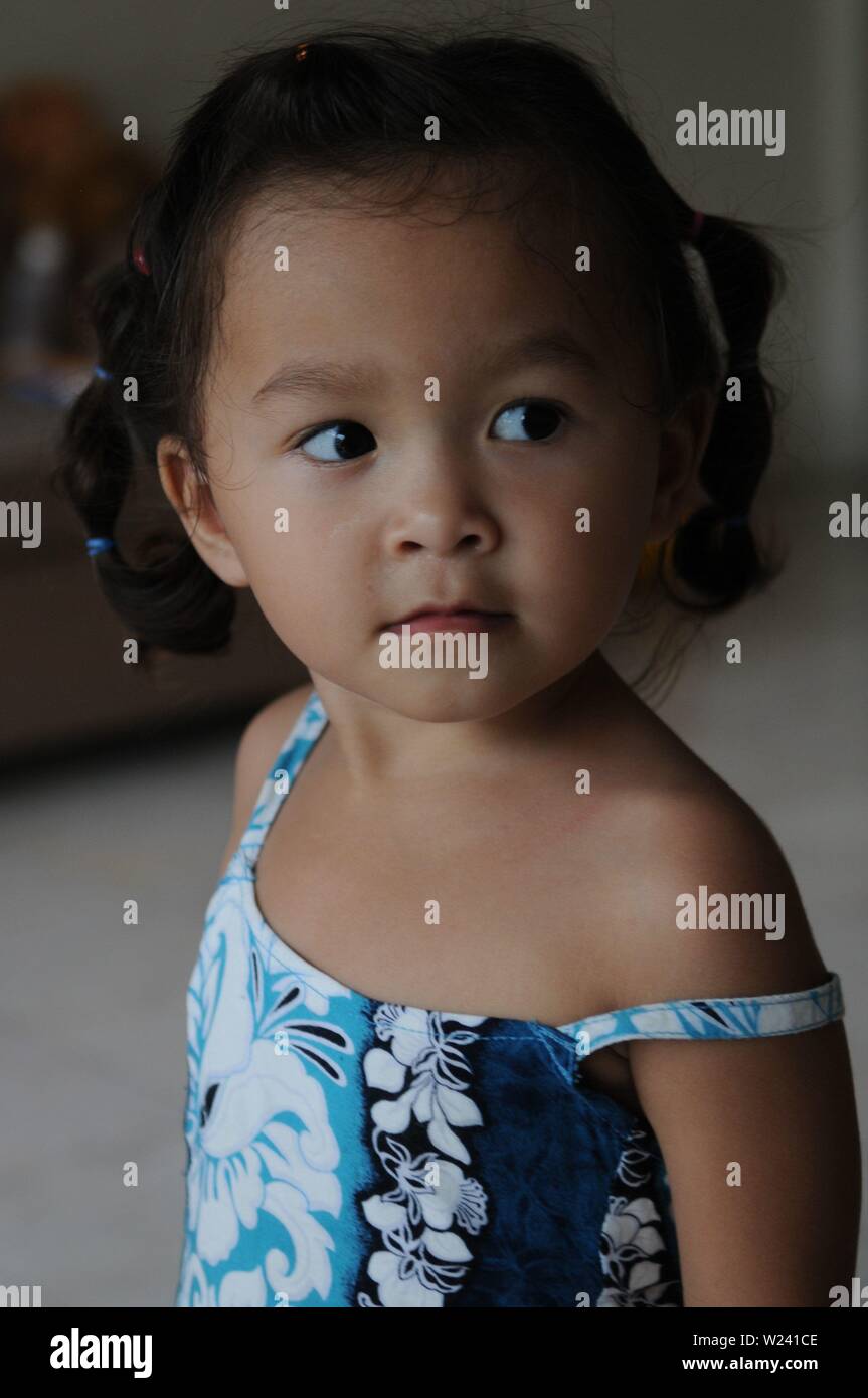 Thai american girl hi-res stock photography and images - Alamy