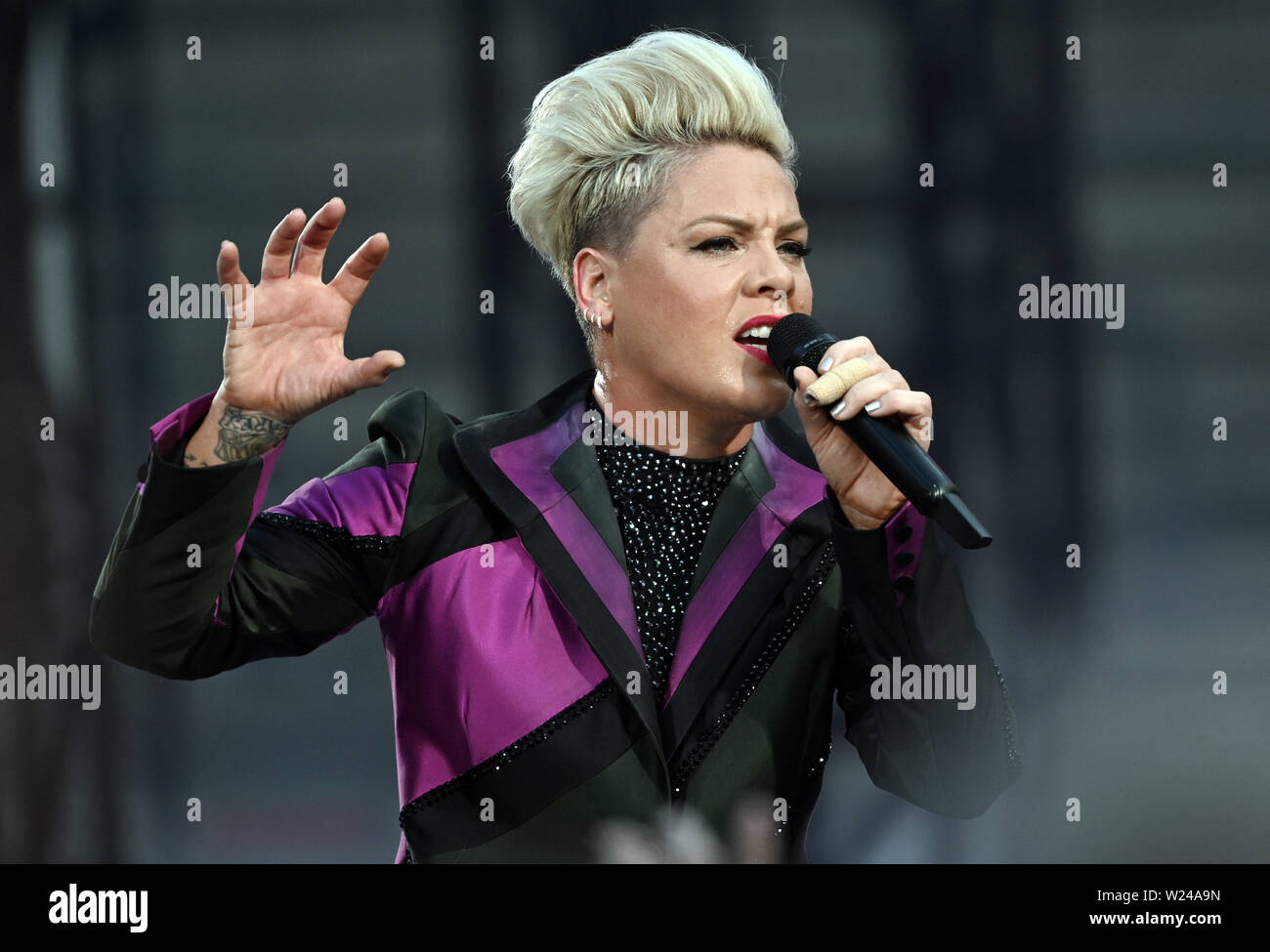 Cologne, Germany. 05th July, 2019. The US-American pop rock singer Pink is  on stage at a concert in the RheinEnergieStadion. Pink will be seen at six  more concerts in Germany. Credit: Henning