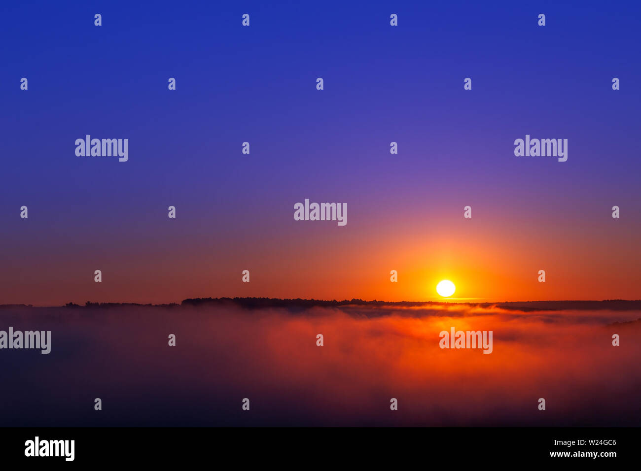 The horizontal composition of the sunrise hi-res stock photography and ...
