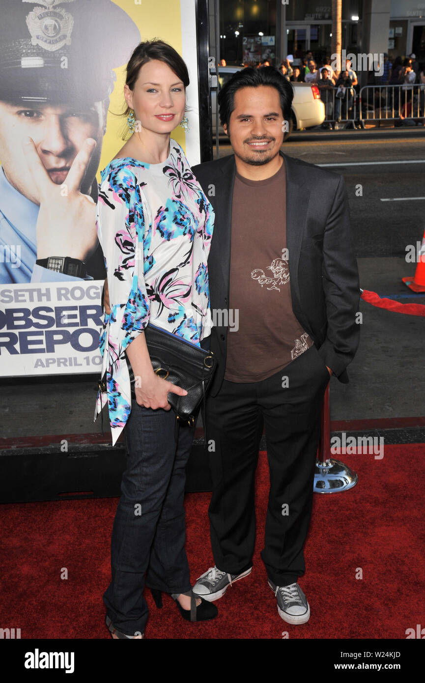 Michael pena and brie shaffer hires stock photography and images Alamy