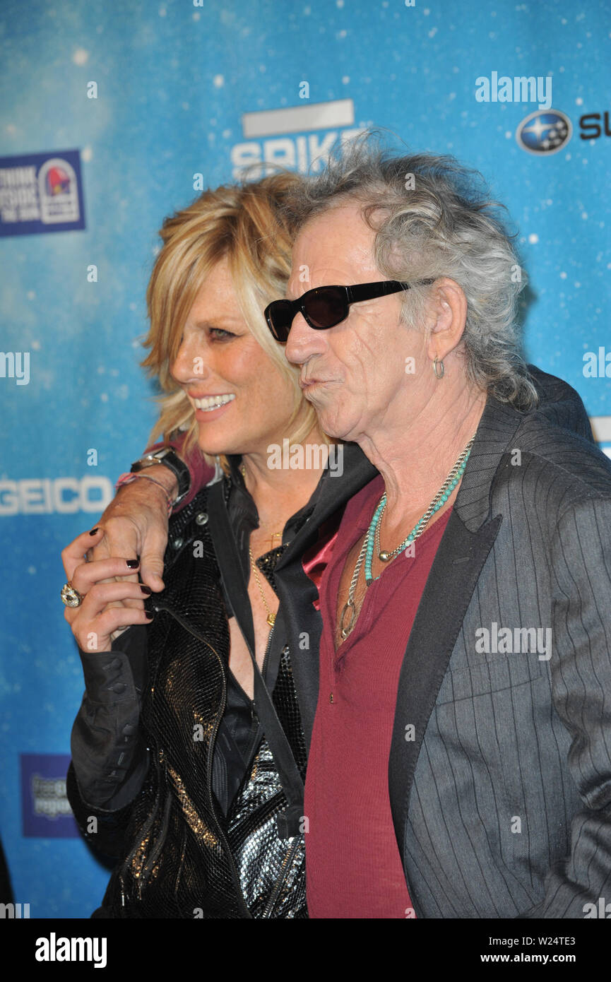 LOS ANGELES, CA. October 17, 2009: Keith Richards & wife Patti Hansen at the 2009 Spike TV Scream Awards, at the Greek Theatre, Los Angeles, where he was presented with the Rock Immortal Award. © 2009 Paul Smith / Featureflash Stock Photo