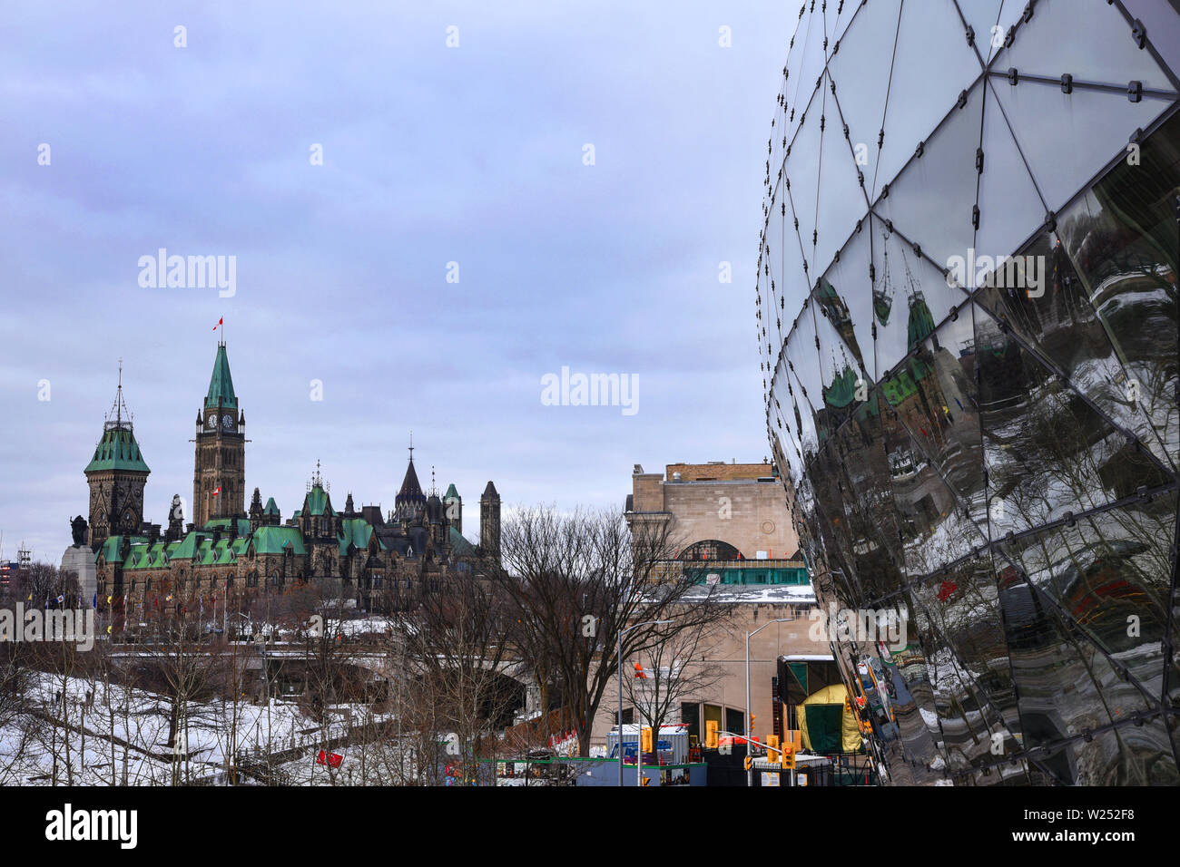 Parliament of Canada view from Shaw Center Stock Photo
