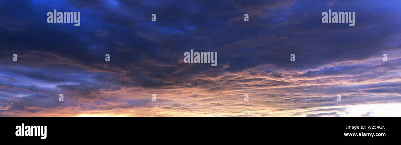 Cloudy sky, before the rain Stock Photo - Alamy